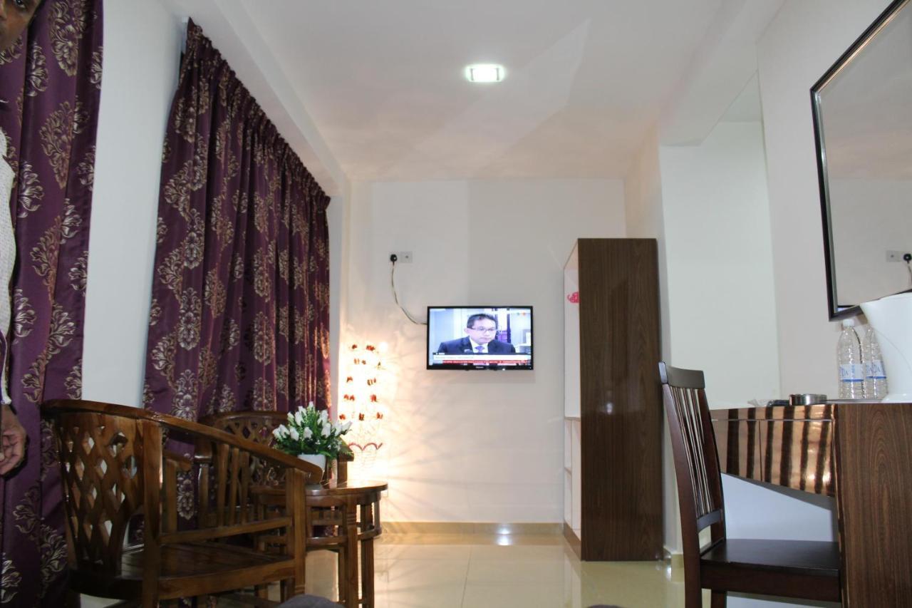 Hotel Gulshan Ampang  Exteriér fotografie